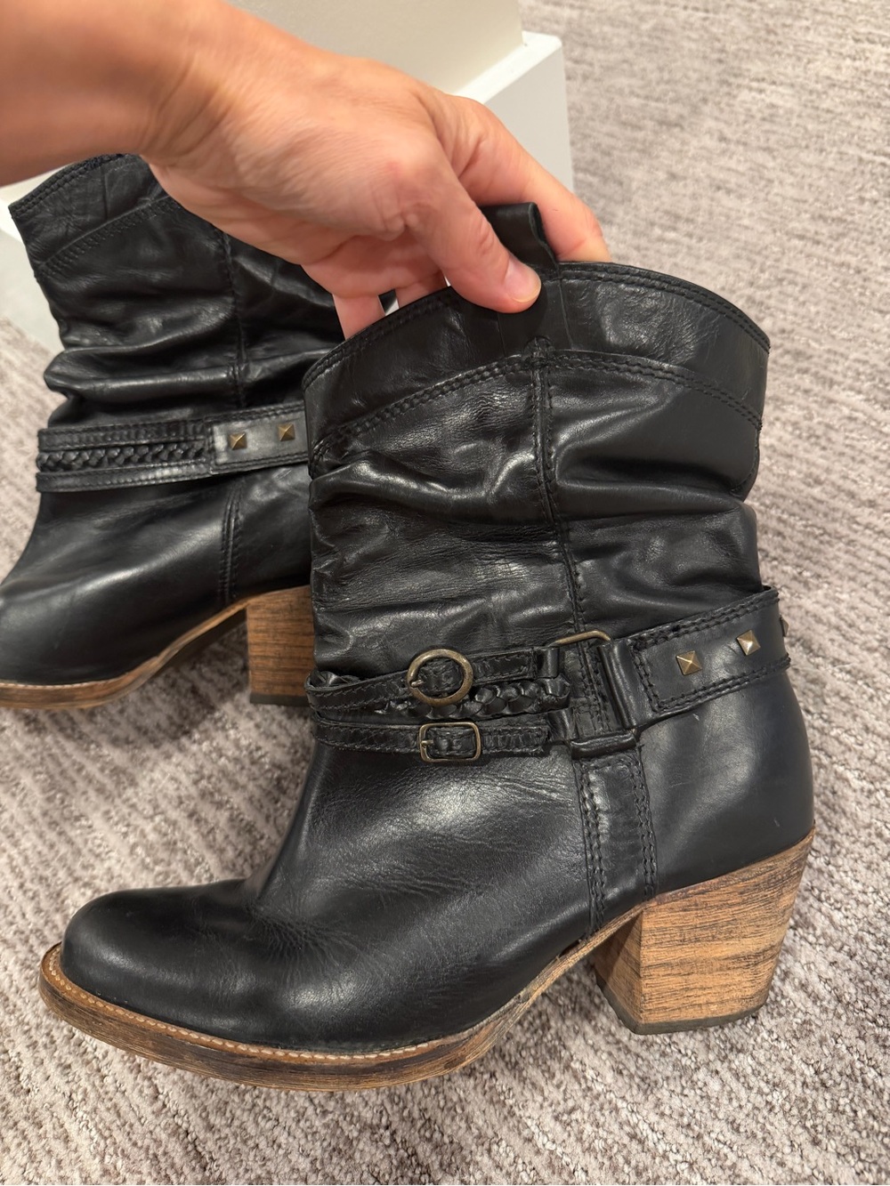 Steve Madden leather boots western rodeo country black strapped embelish women 9